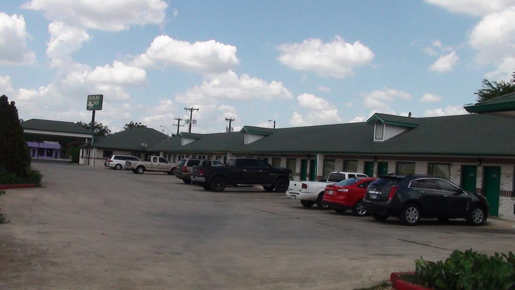 Safari Inn Motelサンアントニオ エクステリア 写真
